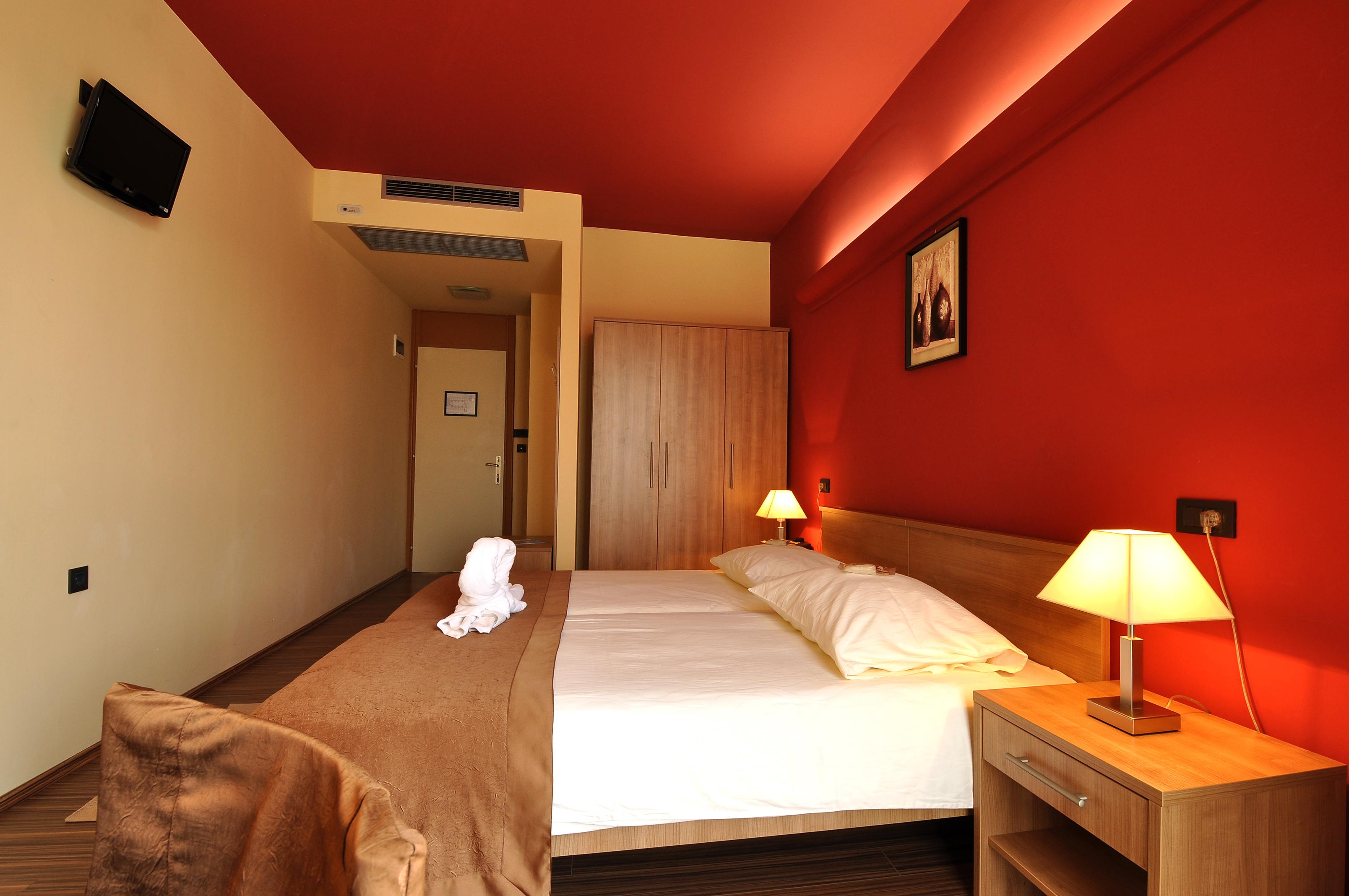 Fontana Hotel